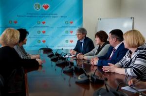 В Ханты-Мансийске с успехом прошёл форум в рамках Федерального проекта «Индустрия здравоохранения - 2017: в фокусе внимания - вирусные гепатиты»