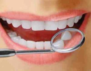 Пациентам предлагают услугу одномоментной имплантации зубов