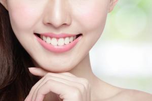 Скидку 51% на отбеливание зубов предлагает стоматология «Зууб.рф»
