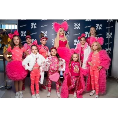 Русская Барби Таня Тузова представила оригинальный бренд повседневной одежды "Кукла Таня"