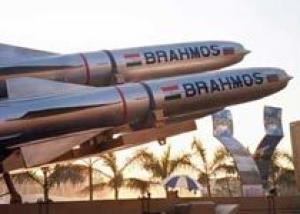 Индия провела успешные испытания ракеты "БраМос"