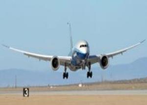 Шестой и последний опытный самолет `Боинг-787` из-за утечки жидкого хладагента выполнил сокращенный первый полет