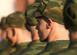 Генштаб: российская армия в ближайшее время не станет контрактной