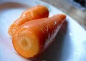 Морковка и арония защитят от опухоли