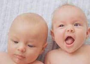 Висконсин: доктор принял 4 пары близнецов за 24 часа