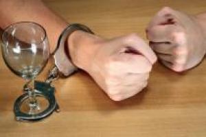 Главные наркологи России обсудили проблему лечения алкоголизма