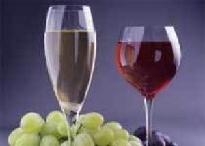 В Европе запретили смешивать красное и белое вино
