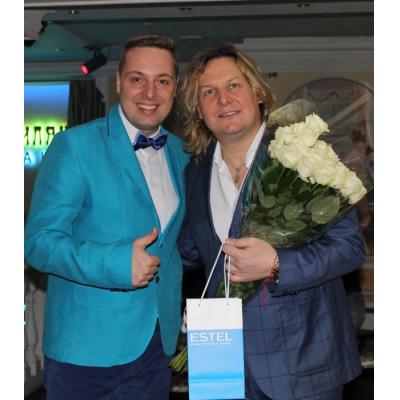 Александр Ягья дал сольный концерт в ресторане «Совет в Филях»