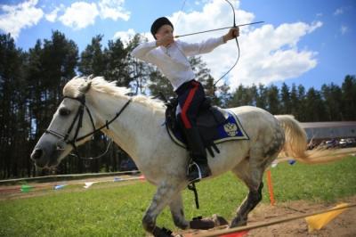 Первый Чемпионат России по конной стрельбе из лука
