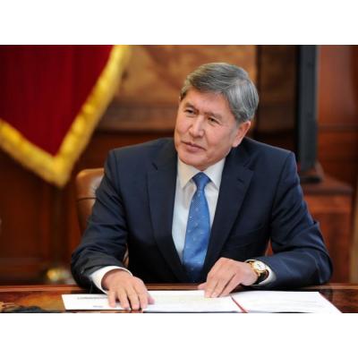 Президент Кыргызстана выучил английский через интернет
