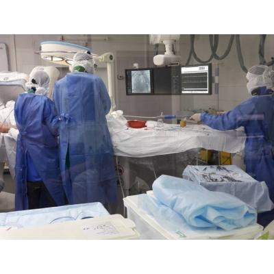 В Краевой клинической больнице Барнаула прошли уникальные сердечно-сосудистые операции по лечению аневризмы аорты