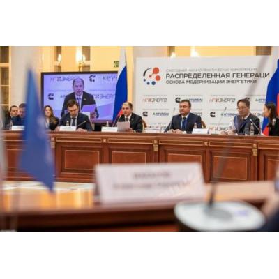 За совершенствование законодательной базы в энергетической сфере выступил Михаил Романов
