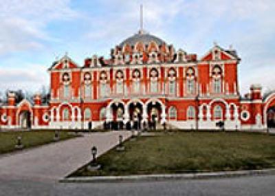 Петровский путевой дворец в Москве открыт после реставрации