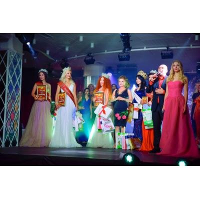 В Москве прошло финальное шоу шестого сезона конкурса красоты «Королева Столицы 2019»
