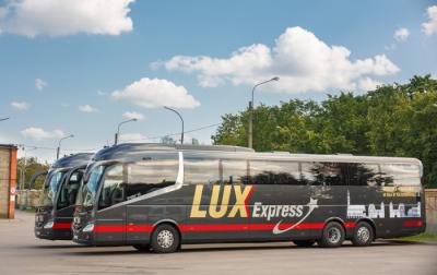 На новых автобусах Lux Express размещены изображения городов Прибалтики и Финляндии