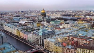 Зимой в Петербург больше всего индивидуальных туристов приехало из США