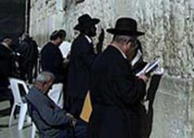 Стену плача в Иерусалиме будут спасать специалисты
