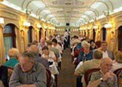 Поезд `Царское золото` приглашает в путешествие по России