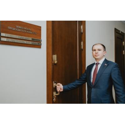 Михаил Романов: «Не соглашусь с тем, что реализовать идею об ответственности депутатов за неисполненные обещания будет сложно»