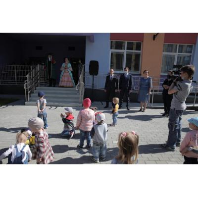 В день защиты детей Михаил Романов принял участие в открытии детского сада № 71 Невского района