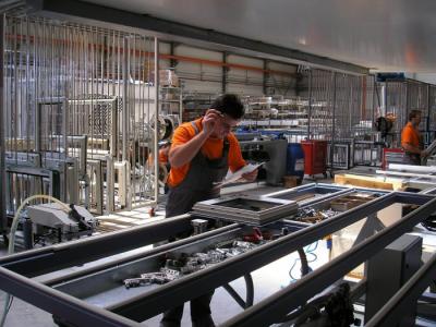 Компания «Окна Стрит» увеличивает долю производства алюминиевых конструкций