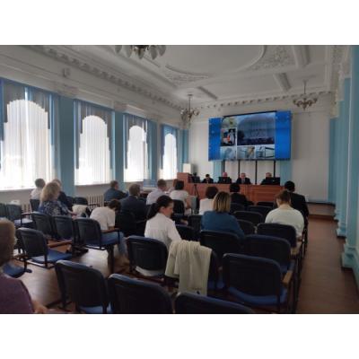 В Департаменте здравоохранения и фармации Ярославской области состоялось совещание по профилактике падений и переломов