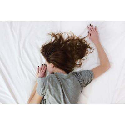 Диетолог рассказал о правилах похудения во сне