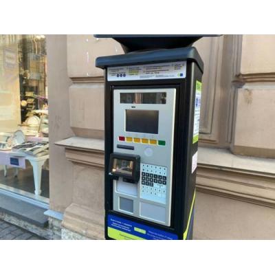 Приложение, SMS или паркомат: все способы оплаты парковки в Петербурге