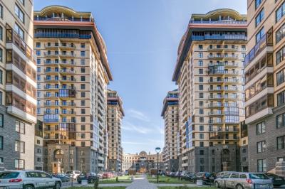 Число сделок на первичном рынке жилья Москвы в августе выросло на 7,5%