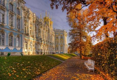 Куда сходить в Санкт-Петербурге осенью