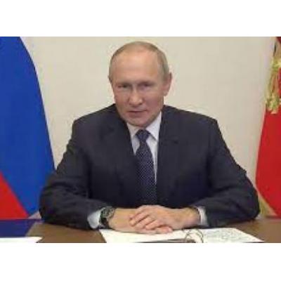 Путин поздравил учителей всех 89 регионов России с профессиональным праздником