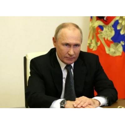 Путин поздравил Си Цзиньпина с переизбранием на пост генсека ЦК Компартии Китая