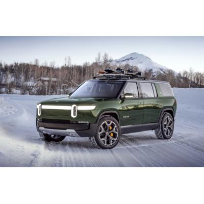 В России уже можно заказать редкий электрокроссовер Rivian R1S