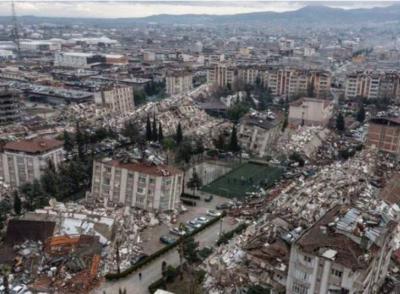 В Турции произошло новое землетрясение, число жертв превысило 1000