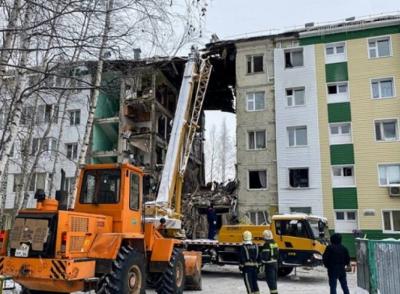 С жильцов, чей дом в Нижневартовске разрушен от взрыва газа, не будут брать доплату за большую площадь квартир