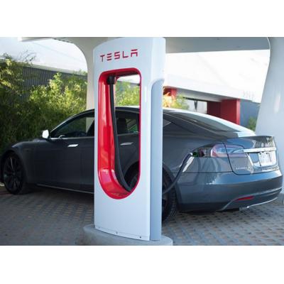 Tesla разрешит электромобилям других марок заряжаться на своих станциях Supercharger
