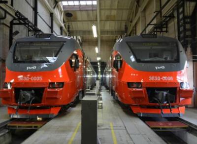 Новые электропоезда и вагоны выходят на железнодорожные маршруты страны