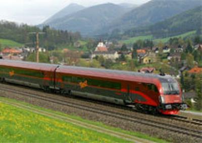 Австрийский скоростной поезд railjet будет ходить в Швейцарию