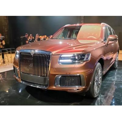 В Петербурге показали «отечественный Rolls-Royce Cullinan»: внедорожник Aurus Komendant — самый дорогой российский автомобиль