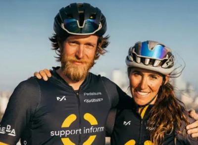 Супруги совершили самое быстрое кругосветное путешествие на велосипеде среди пар