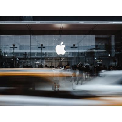 Компания Apple подешевела на 200 млрд долларов из‑за планов Китая запретить пользоваться айфонами