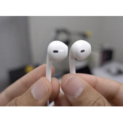 Новейшие Apple EarPods за 19$ с USB-C воспроизводят музыку без сжатия. Не путайте с AirPods