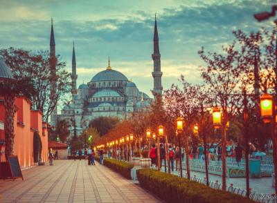 Anex продлевает полетную программу в Стамбул
