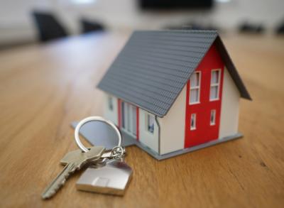 Спрос на ипотеку в январе снизился на 38%