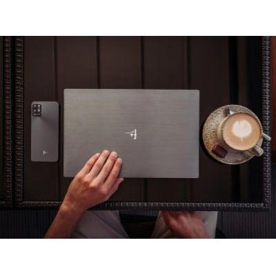 Fplus выпустила первый «народный» ноутбук с российской ОС «ОСнова»