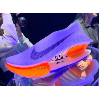 Nike представила кроссовки AIR с дизайном от нейросетей