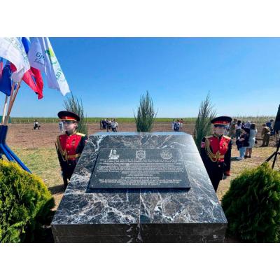 Международный сад мира и памяти защитников Отечества «Благодатное кольцо» был заложен в Красногвардейском районе Республики Крым