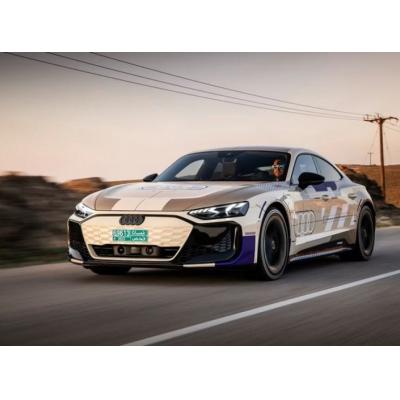 Audi представила электрический спорткар e-tron GT для конкуренции с Porsche Taycan