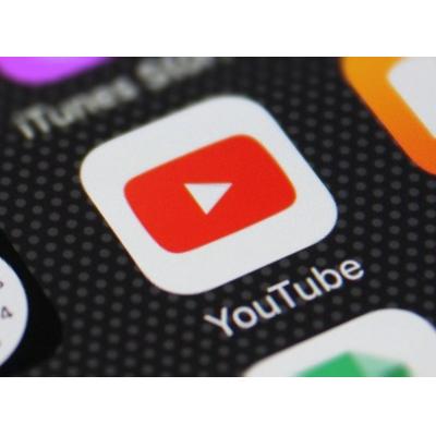 YouTube превращается в «магазин на диване»