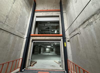 Компания Паркинги Мегаполиса начала поставки автомобильных лифтов - подъемников без кабин
